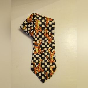 Pooh Brand Tigger bouncing Tigger men's tie
